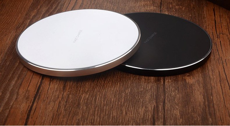 Wireless Charger For I-Phone Fast Wireless Charging - Image 3